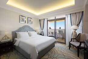 Marina Yacht Hotel