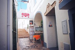 Peneco Albufeira GuestHouse - Hostel