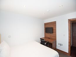 Livin’ Serviced Apartments