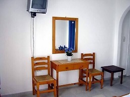 Aronis Plaka Naxos