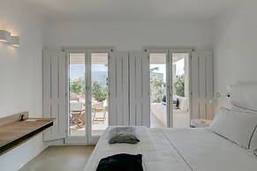 Seven Santa Maria Paros Boutique Hotel