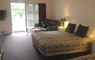 Central Park Motor Inn