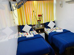 Manila Lounge