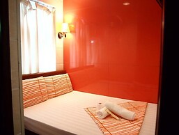 Woodstock Hostel