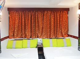 Premium Lounge