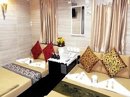 Traveller's Hostel