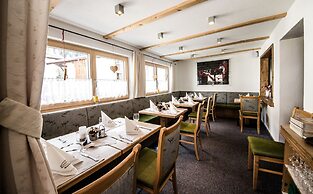 Hotel Kristall