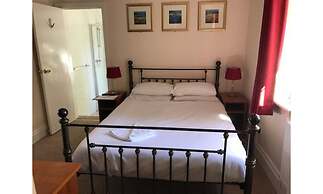 The Admirals Inn Guest House