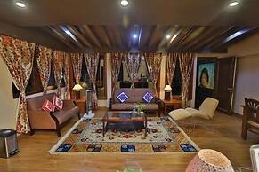 Norbu House
