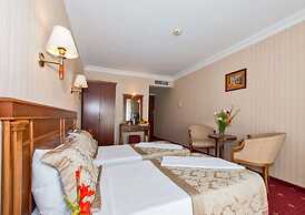 Vatan Asur Otel