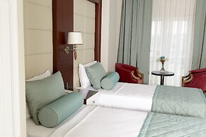 Vatan Asur Otel