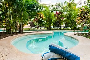 Mak Nuk Village Tulum II - Clothing Optional