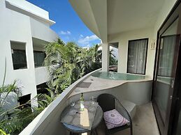 Mak Nuk Village Tulum II - Clothing Optional