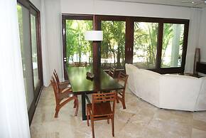 Mak Nuk Village Tulum II - Clothing Optional