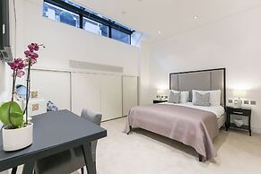 Urban Chic - Chiltern and Baker