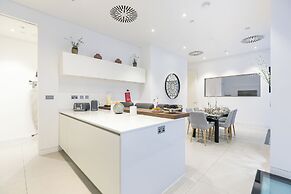 Urban Chic - Chiltern and Baker