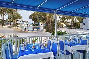 Hari Club Beach Resort