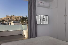 Luxury Penthouse touching the Acropolis by GHH