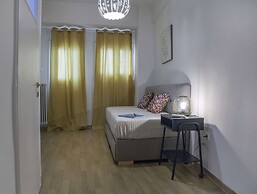 Exceptional Penthouse near Acropolis Museum by GHH