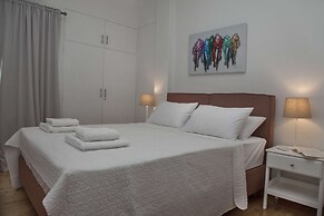 Exceptional Penthouse near Acropolis Museum by GHH