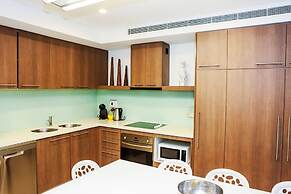 Temple 313 Recently Refurbished 3BR Apt