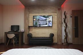 CNN Hotel