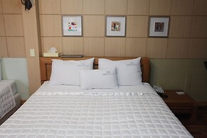 CNN Hotel
