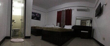 4C's Tourist Lodge