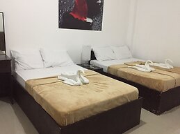 4C's Tourist Lodge
