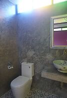 Baan Plubthong