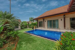 Niche Villas by TropicLook