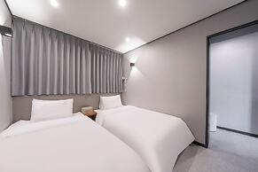 Lucas Hotel