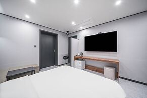 Lucas Hotel