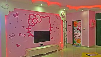 Hello Kitty Signature Suite