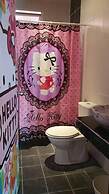 Hello Kitty Signature Suite