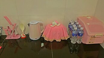 Hello Kitty Signature Suite