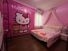 Hello Kitty Signature Suite