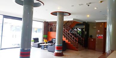 Paradise Hotel