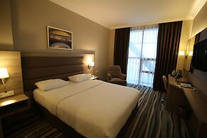Hotel Excellence Inn