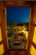 Aristonicus Boutique Hotel