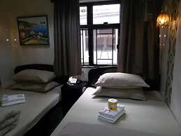 Tom's Guest House