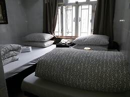 Tom's Guest House