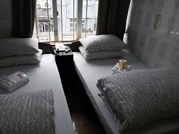 Tom's Guest House