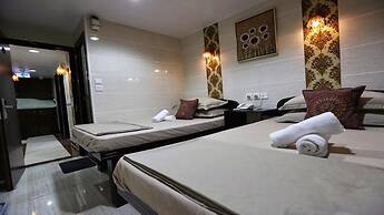 Tom's Guest House