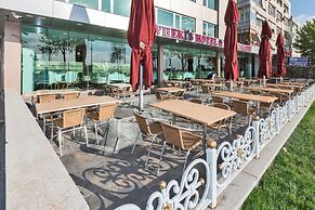 Cevheri's Hotel