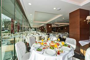 Cevheri's Hotel