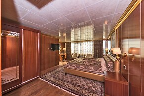 Cevheri's Hotel