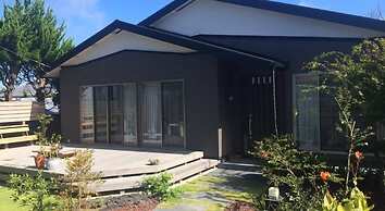 Den House
