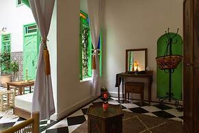 Riad Rose Meryam