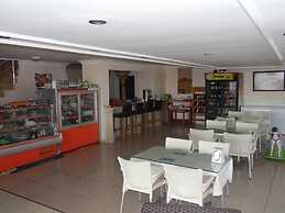Zeus Hotel